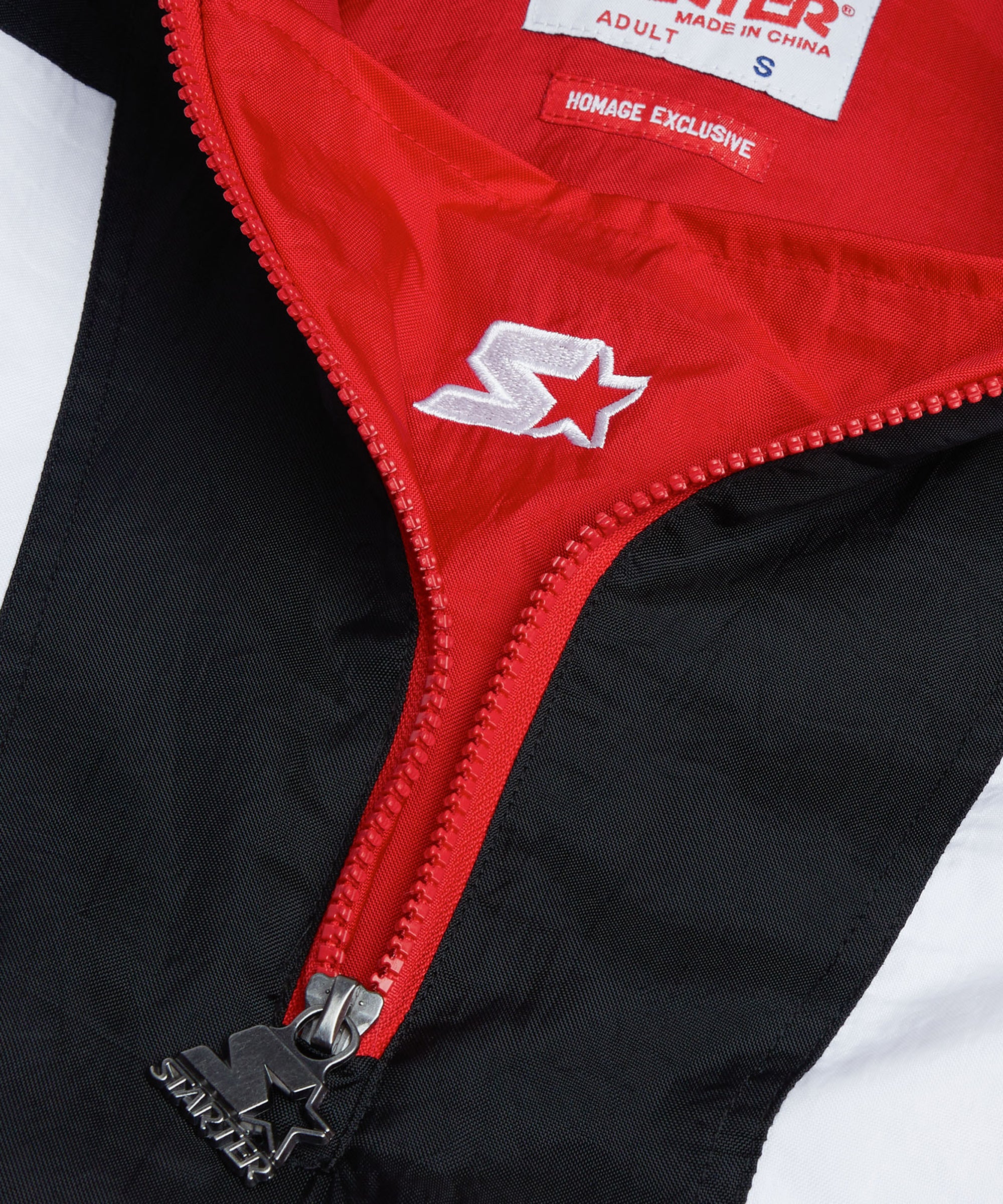 HOMAGE X Starter Bulls Pullover Jacket - Image 3