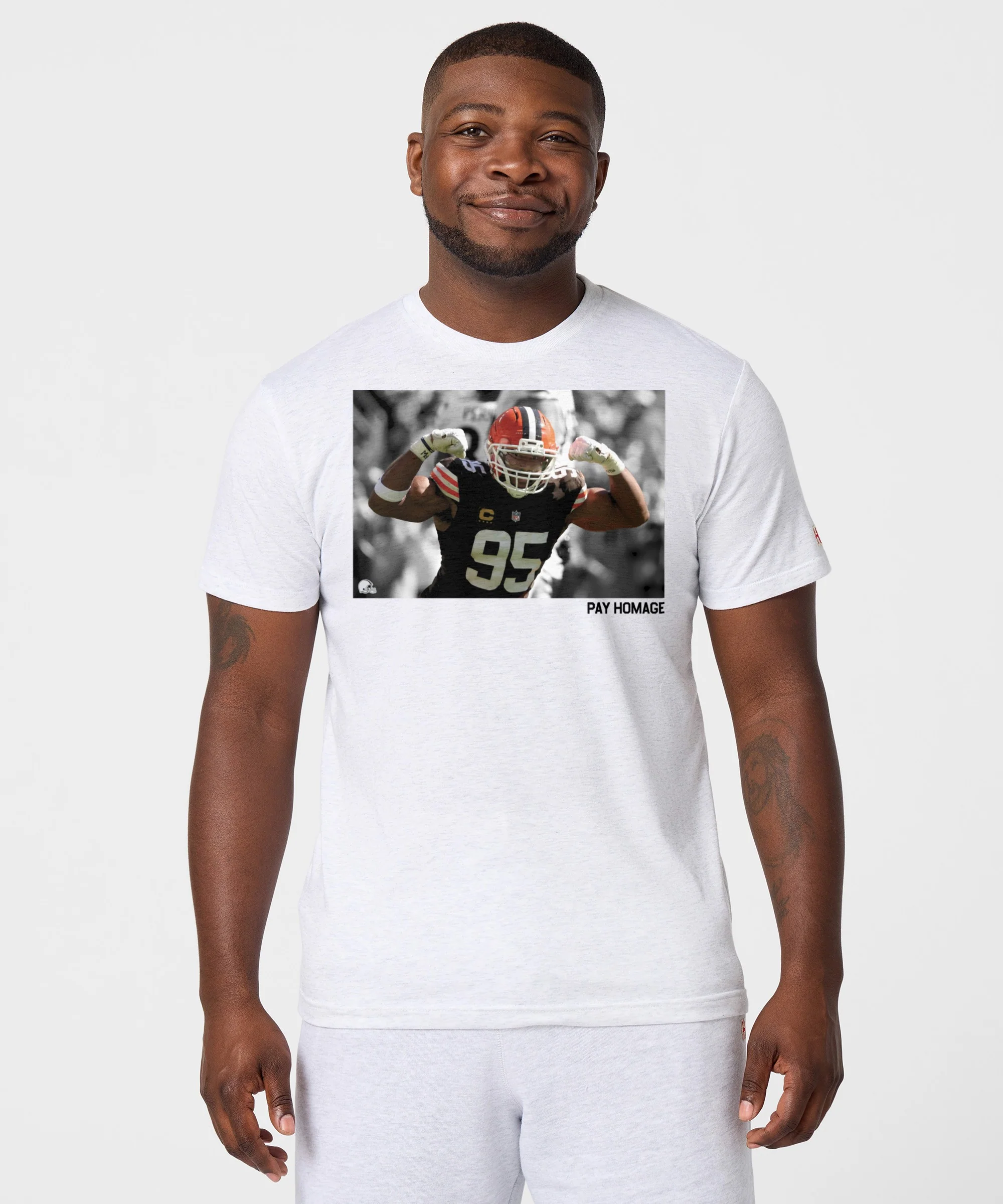 Myles Garrett Pay Homage - Image 3