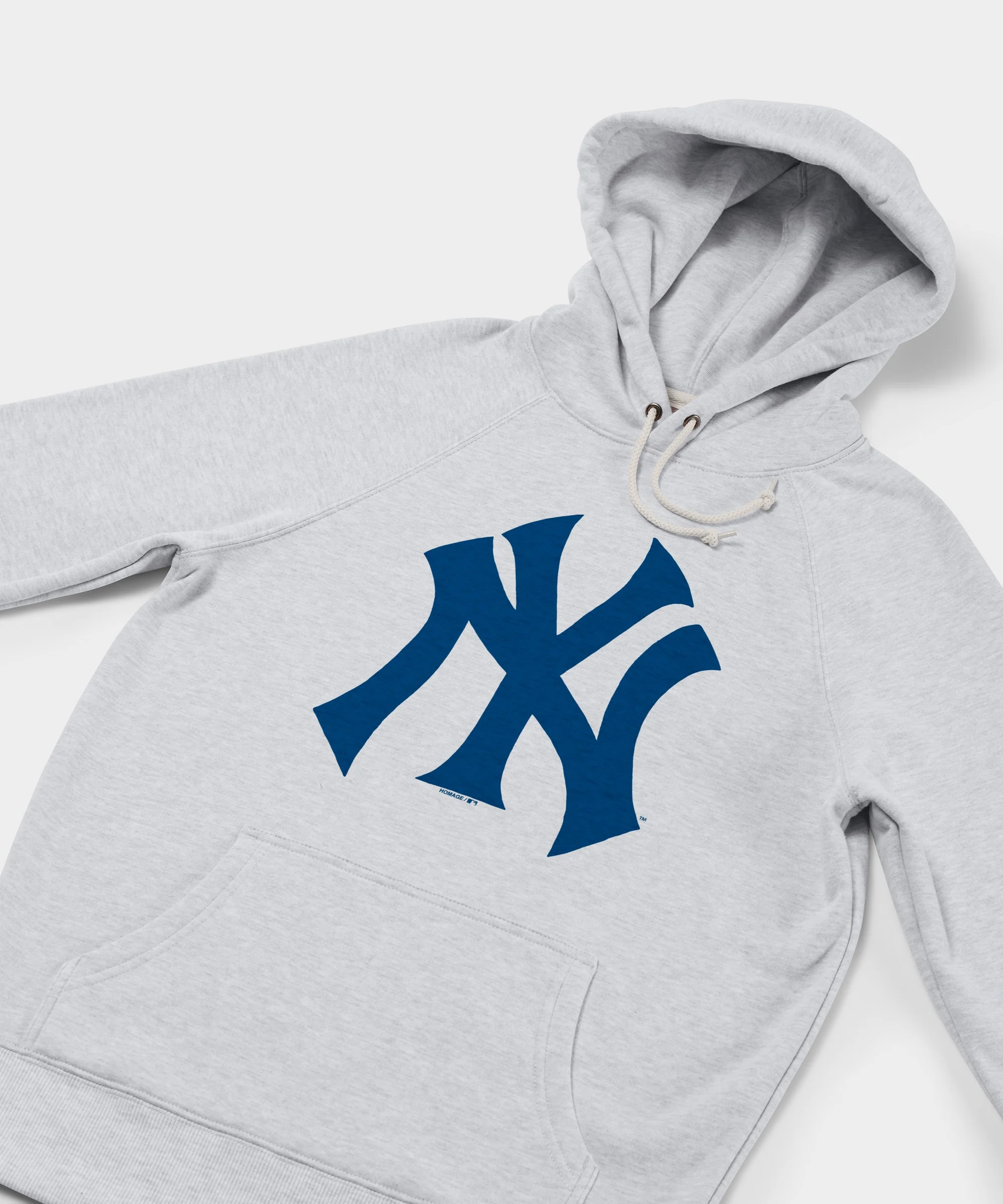 New York Yankees Cap Logo '68 Hoodie - Image 3