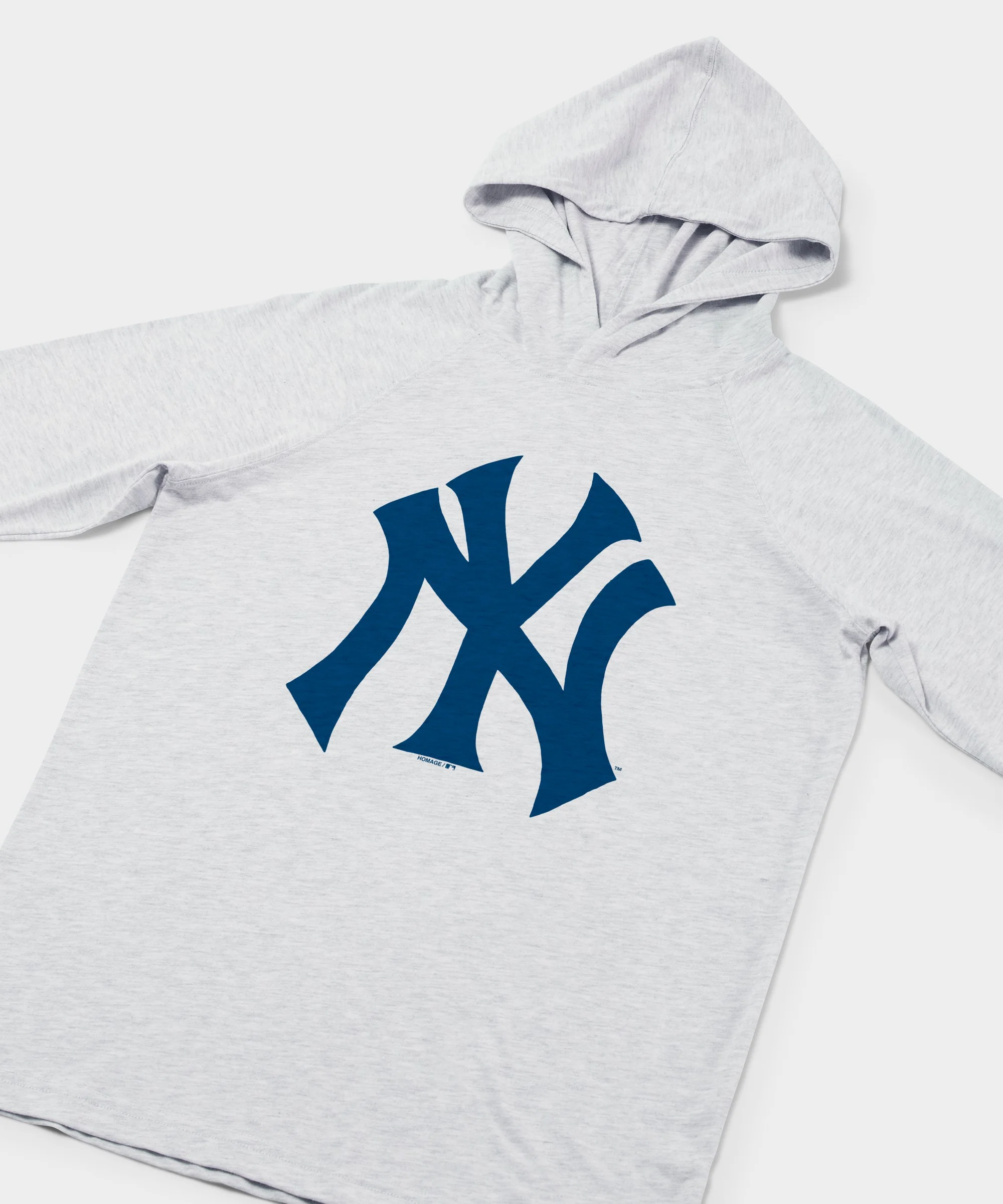 New York Yankees Cap Logo '68 Lightweight Hoodie - Image 3